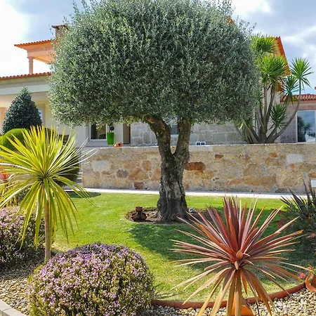 Casa Jardim * אספוסנדה